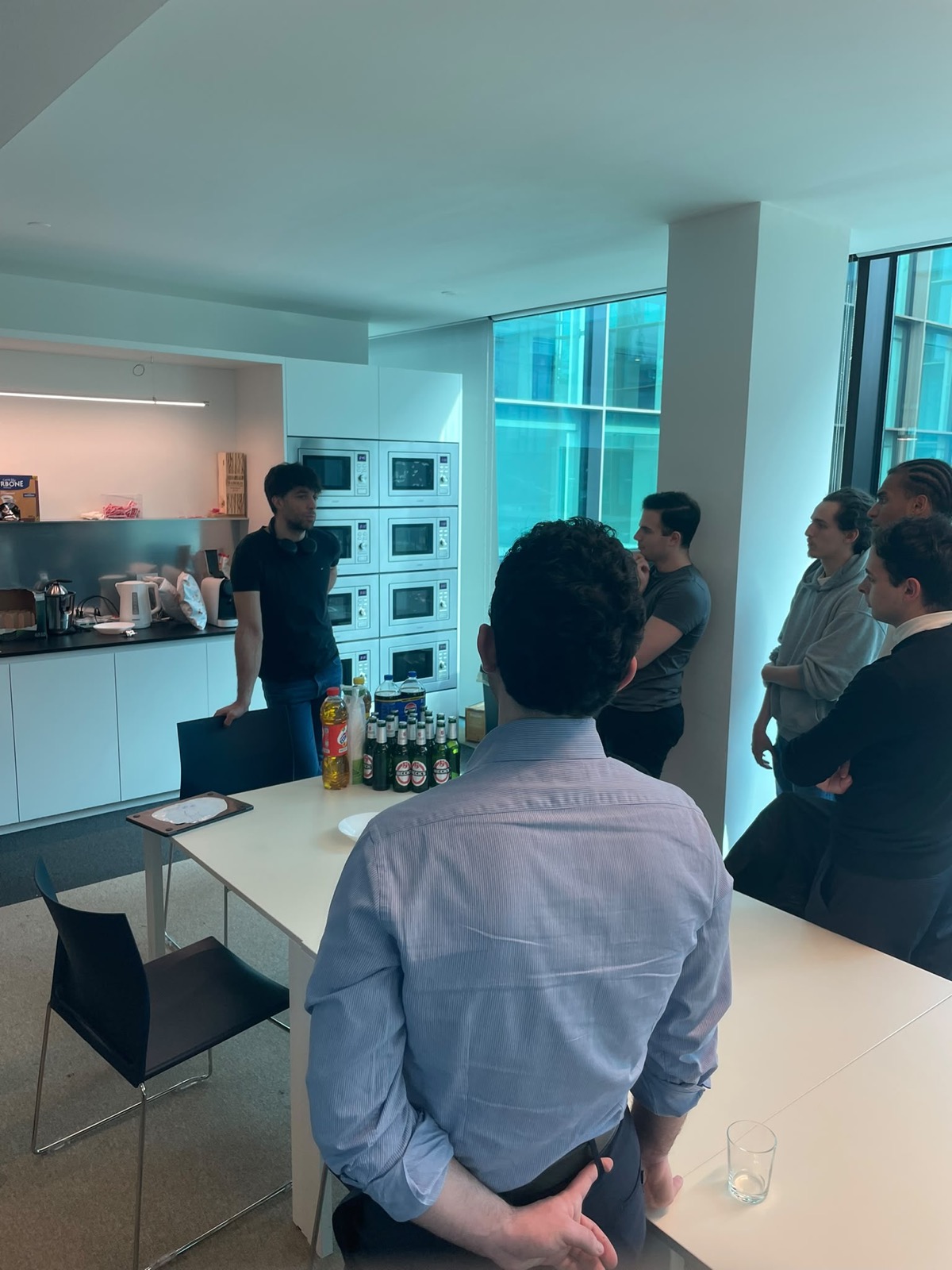 Chat with Marco Ogliengo at Jet HR office